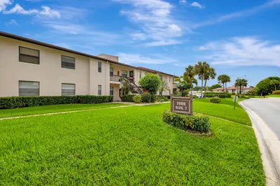 7898 Eastlake Drive #7d 1