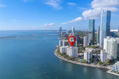 1420 Brickell Bay Dr #608B 1