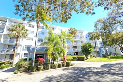 470 EXECUTIVE CENTER DR 2-G