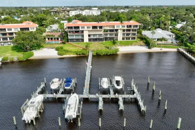 Bldg/Marina