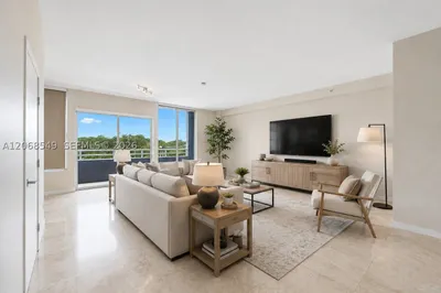 3250 Grand Ave #406 1