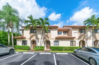 001-22095LasBrisasCircle-BocaRaton-FL-33