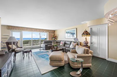 4301 N Ocean Boulevard #504 1