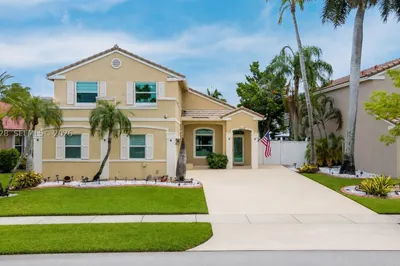 17513 NW 10th St 1