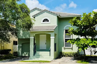 841 NW 98th Ave 1