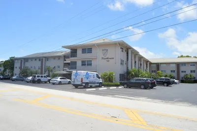 745 SE 19th Avenue #114 1
