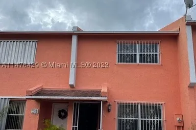 100 SW 110th Ave #143-5 1
