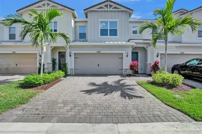 5055 Eucalyptus Dr 1