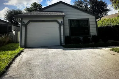 2551 Bedford Mews Drive 1