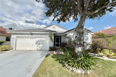 415 NW 165th Ave 1