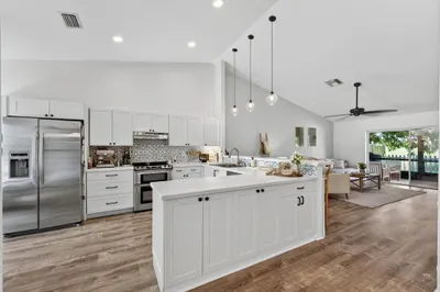 5148 Arbor Glen Circle 1