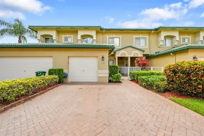 7943 Exeter Cir #101 1