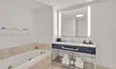 4401 Collins Ave #1508 Photo