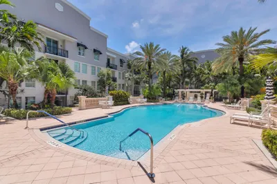 Prado Courtyard with Pool, Spa, Fitness Center and