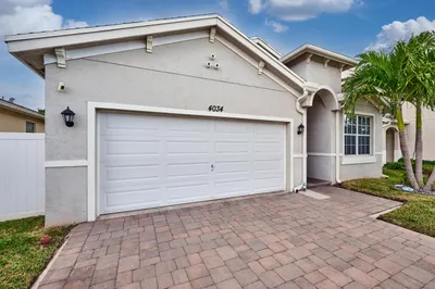 4034 Tomoka Drive 1