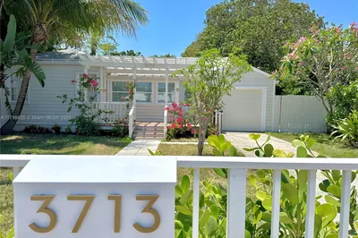 3713 N Flagler Dr