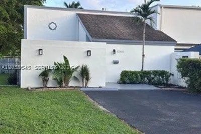 12300 SW 18 Te 0 1