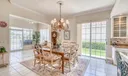 8208 SE Palm Hammock Lane Photo