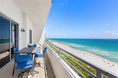 5555 Collins Ave #17J 1