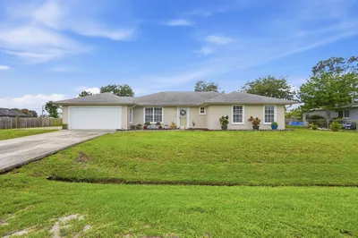 482 SE Galleon Lane 1