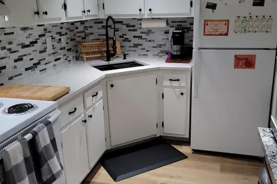 669 W OAKLAND PARK Boulevard W #218B 1