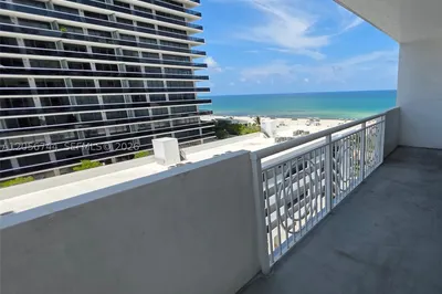 5825 Collins Ave #9C 1