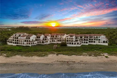 4751 NE Ocean Boulevard #10 1