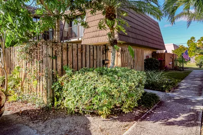 1166 6th Avenue #14c 1