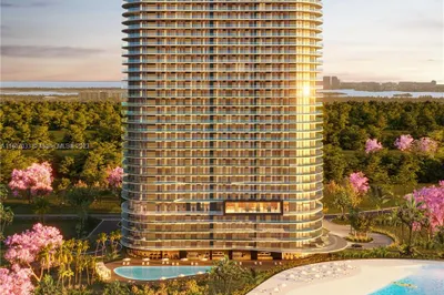 2411 Laguna Cir #2406 1