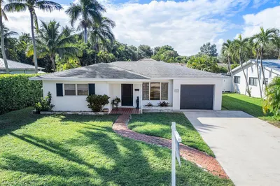 102 NW 12th Street 1