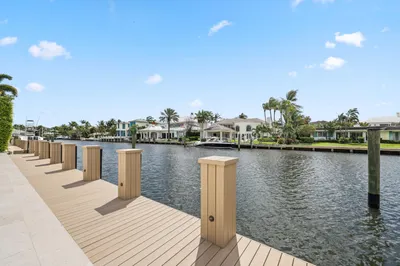 1102 Island Drive 1