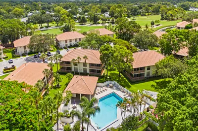 218 Brackenwood Terrace 1
