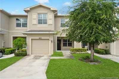 2810 NW Treviso Circle 1