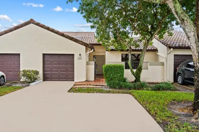 436 Ashwood Pl 1