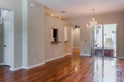 2502 NW 4th Street 1