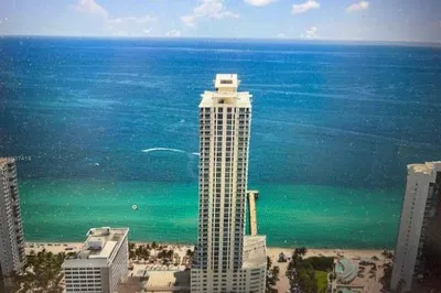16699 Collins Ave #2204 1