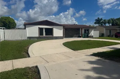 10835 SW 154th Ter 1