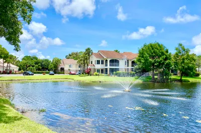 815 W Boynton Beach Boulevard #7-102 1