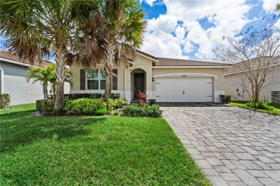 7461 SW Harbor Cove Drive 1