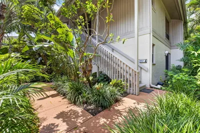 6957 Rain Forest Drive #E 4 U 1