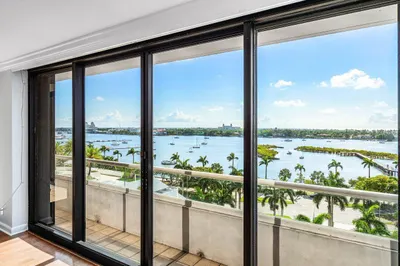 529 S Flagler Drive #9g 1
