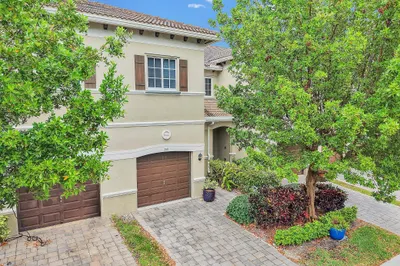 358 SE 1st Way 1