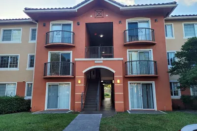 4151 N Haverhill Road #1505 1