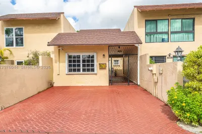 8120 SW 103rd Ave #8120 1