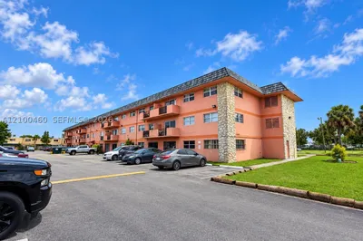 17101 NW 57th Ave #211 1