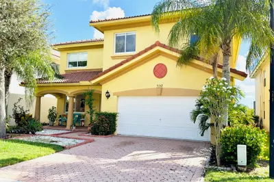 9162 Silver Glen Way 1