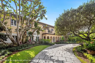 124 Brazilian Avenue 1