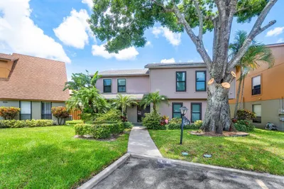404 Sandtree Drive 1