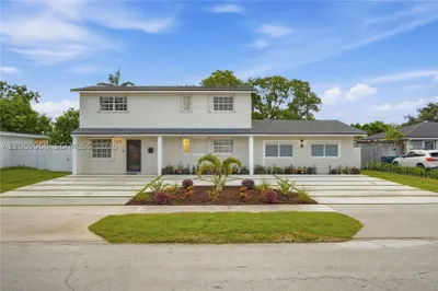 16010 SW 100th Ct 1