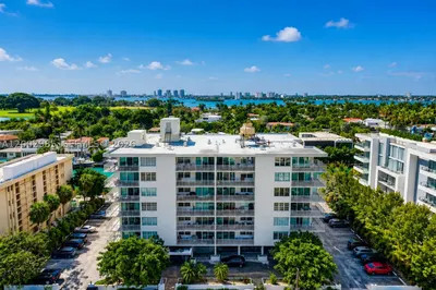 9500 W Bay Harbor Dr #2G 1
